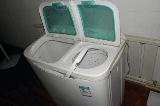 双筒洗衣机脱水桶无力 这是故障排除和检查的方法 